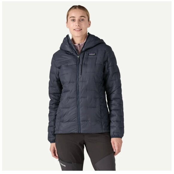 Patagonia W's Macro Puff Hoodie Like New XS Dark Blue - Picture 13 of 13